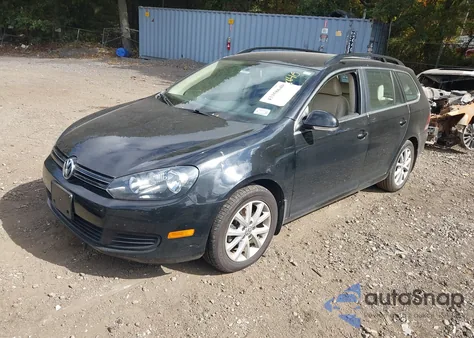 2014 Volkswagen Jetta Sportwagen 2.5L Se z USA, uszkodzony, nr VIN 3VWPP7AJ4EM625061
